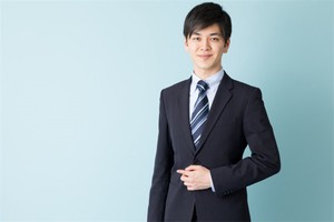 天生高情商的男孩面相