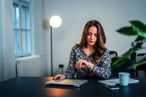 腰痣的位置與命運圖解