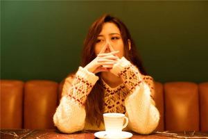 生命線分叉的人事業如何