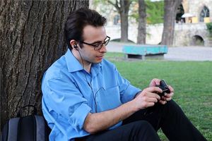 男人耳朵長痣一生財運如何