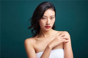 嘴唇厚的女人晚運如何