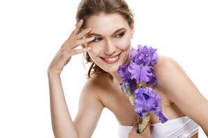 隱藏在下巴底部的痣