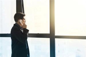 男人長得矮倒楣嗎