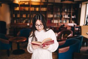 婚姻不順的女人面相
