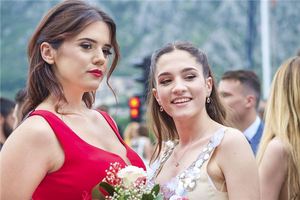 女人頭髮稀少運勢解析