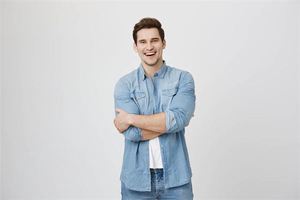 手相預測男人該看哪隻手