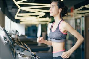 手小的女人命運如何