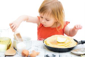 頭頂有兩個旋的女孩