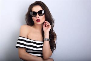 有異性魅力的女人手相