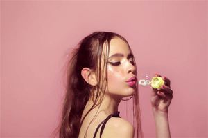 女人下巴兜旺夫嗎