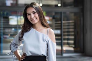 脖子上有胎記的命運