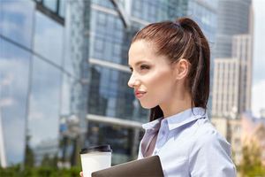 右腳踩到狗屎徵兆